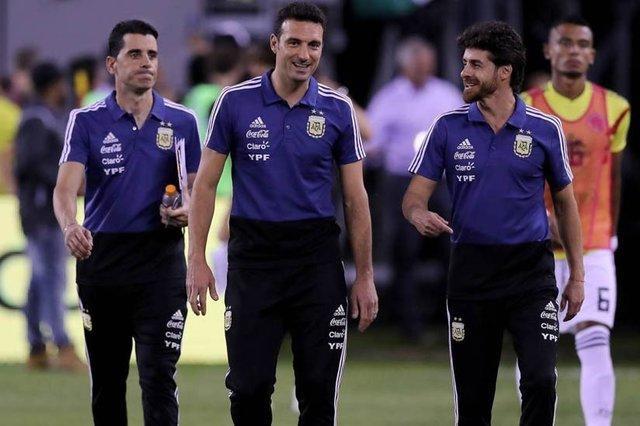 احتمال ماندن اسکالونی در تیم ملی آرژانتین قوت گرفت