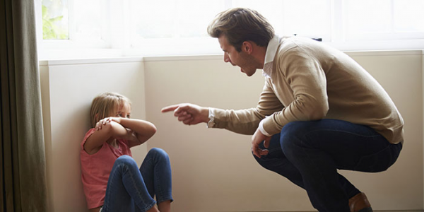 والدین چطور مقابل فرزند خشم خود را کنترل نمایند؟