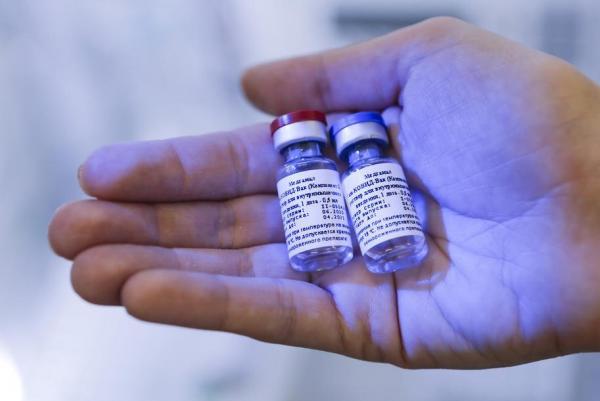 تور کانادا: زمان انتظار بین دو دوز واکسن در کبک به چهار هفته کاهش یافت