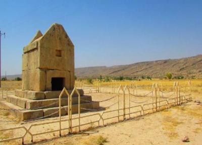 کشف اشیای مربورط به دوره ساسانیان در شهرستان دشتستان